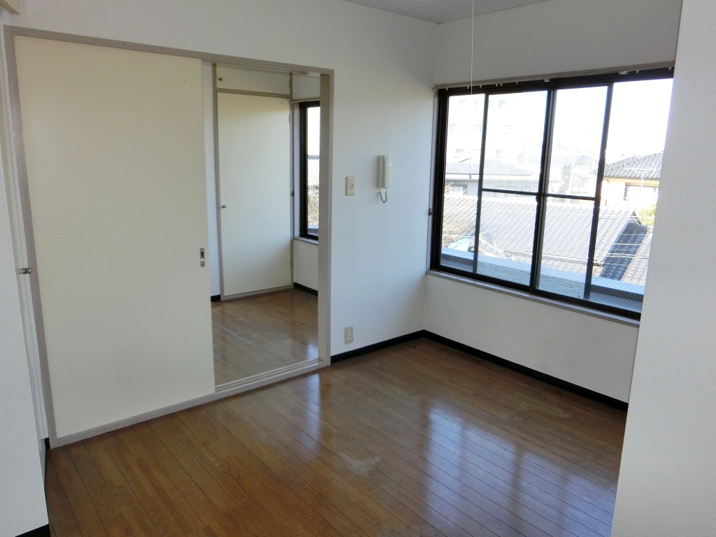 サンフラワーUSHIKU（1DK）