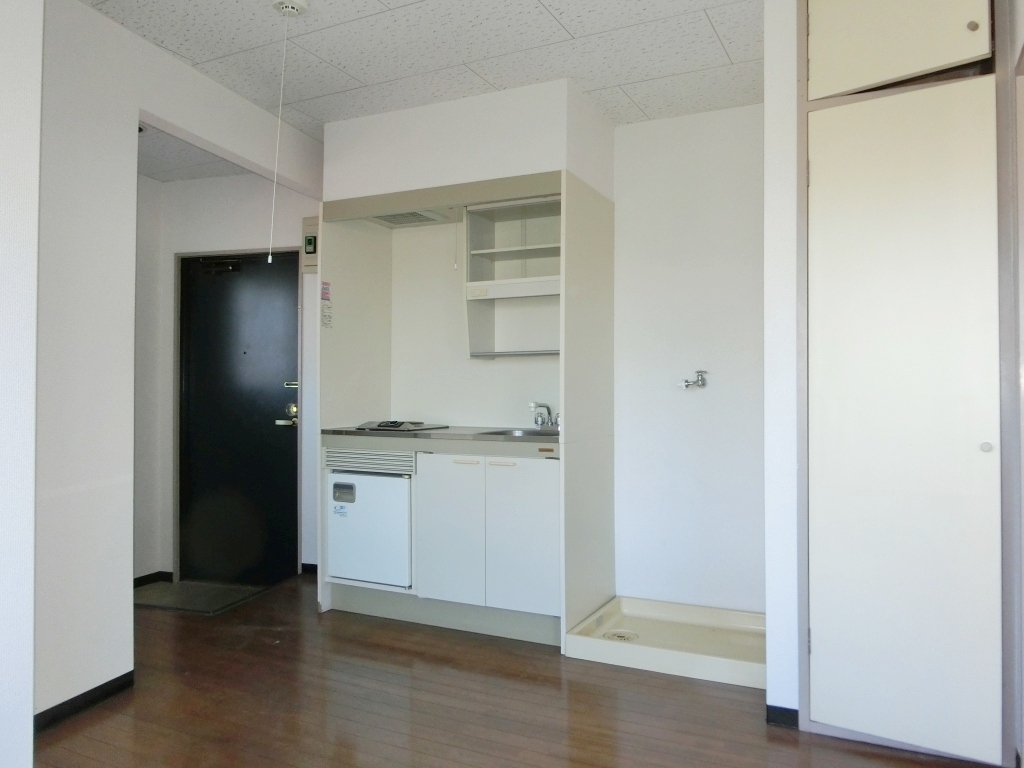 サンフラワーUSHIKU（1DK）